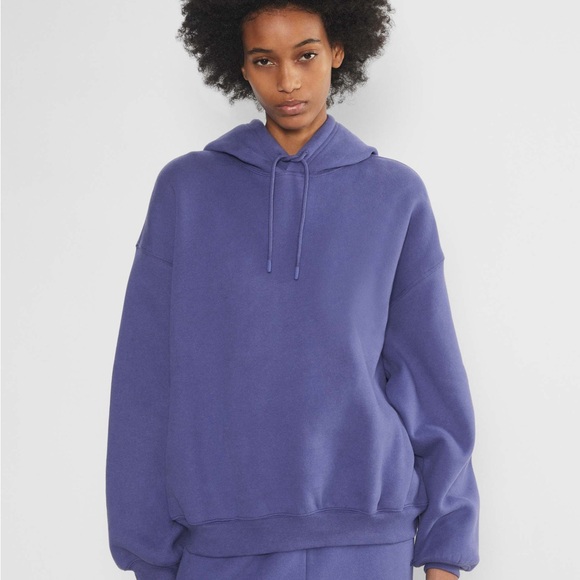 Aritzia Sweaters - Aritzia mega fit sweatfleece sweater
